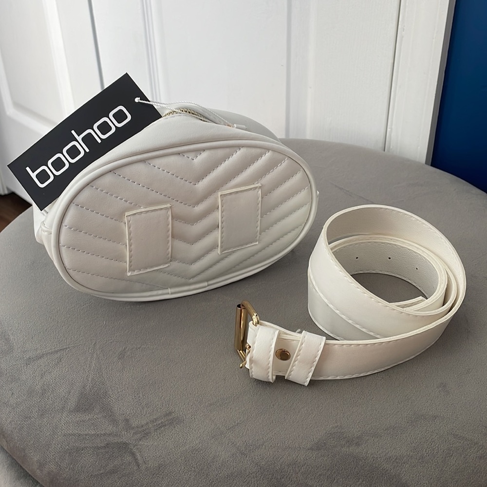 *NEW* BooHoo Quilted White Belt Bag / Fanny Pack